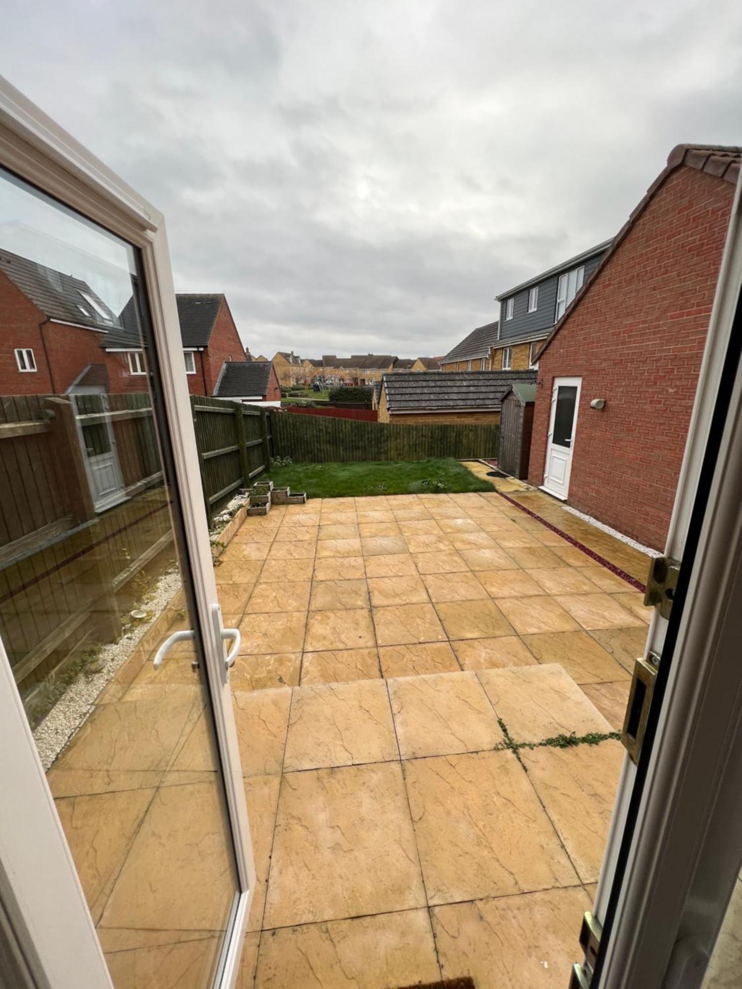 The Belfry 3 Bedrooms 2 Bathrooms Contractors & Family Higham Ferrers Exteriér fotografie